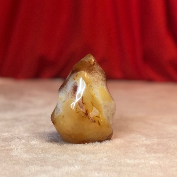 Carnelian Flame - Picture 3 of 9